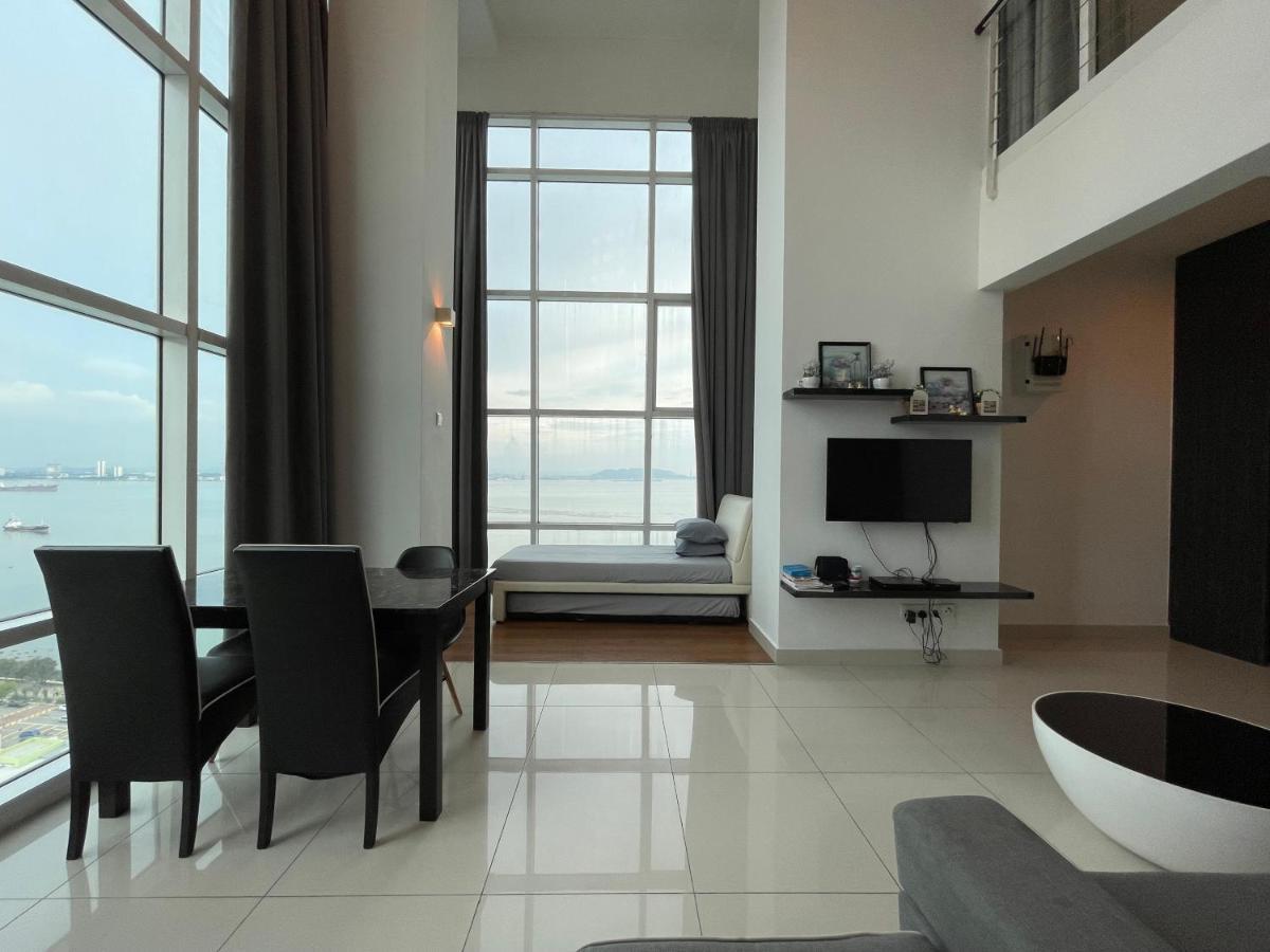 Premier Suite At Maritime George Town Exterior photo